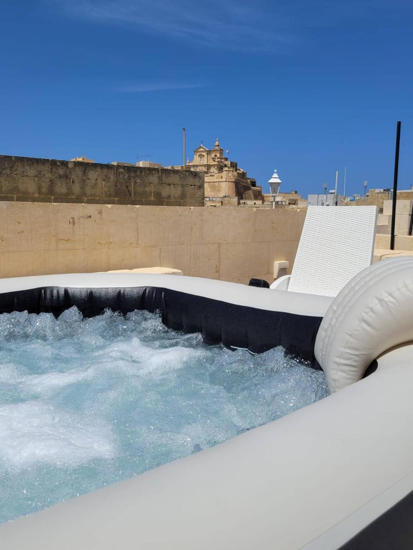 Citadella X Casa Jorge Hotel Виктория Екстериор снимка